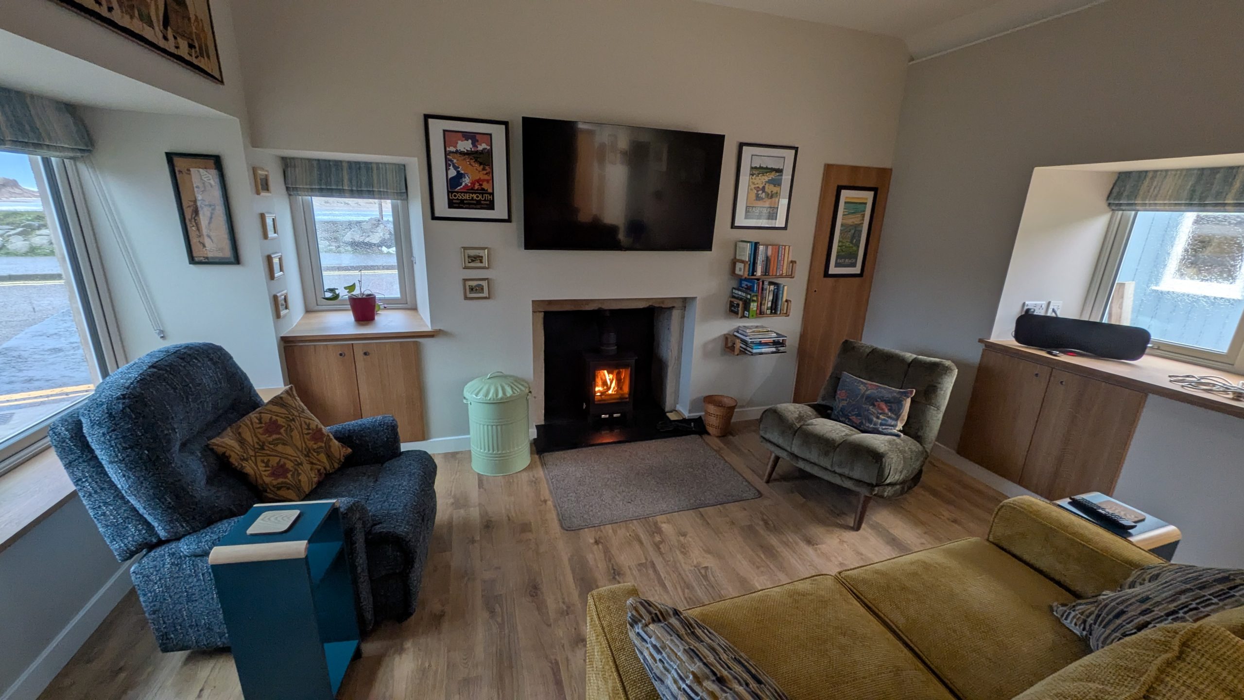 2 Seatown Cottage Lossiemouth Holiday home lounge